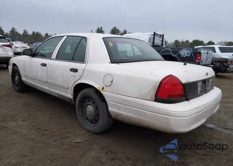 2011 Ford Crown Victoria Police Interceptor z USA, uszkodzony, nr VIN 2FABP7BV0BX168477